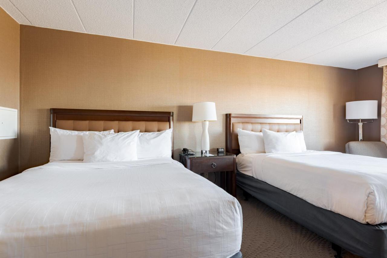 Wyndham - West Dodge 3*